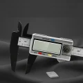 Suwmiarka elektroniczna LCD 150 mm